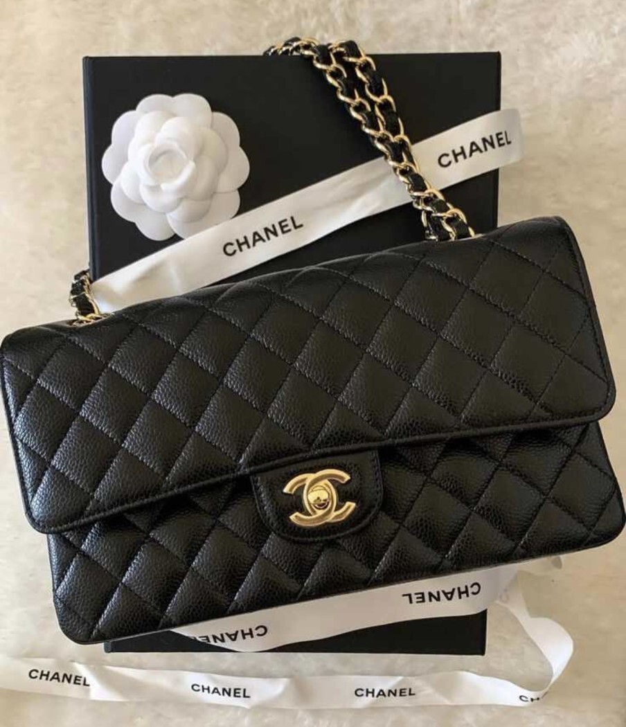 תיק שחור קלאסי CHANEL