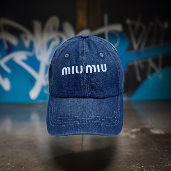 כובע MIU MIU