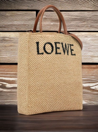 תיק קש LOEWE