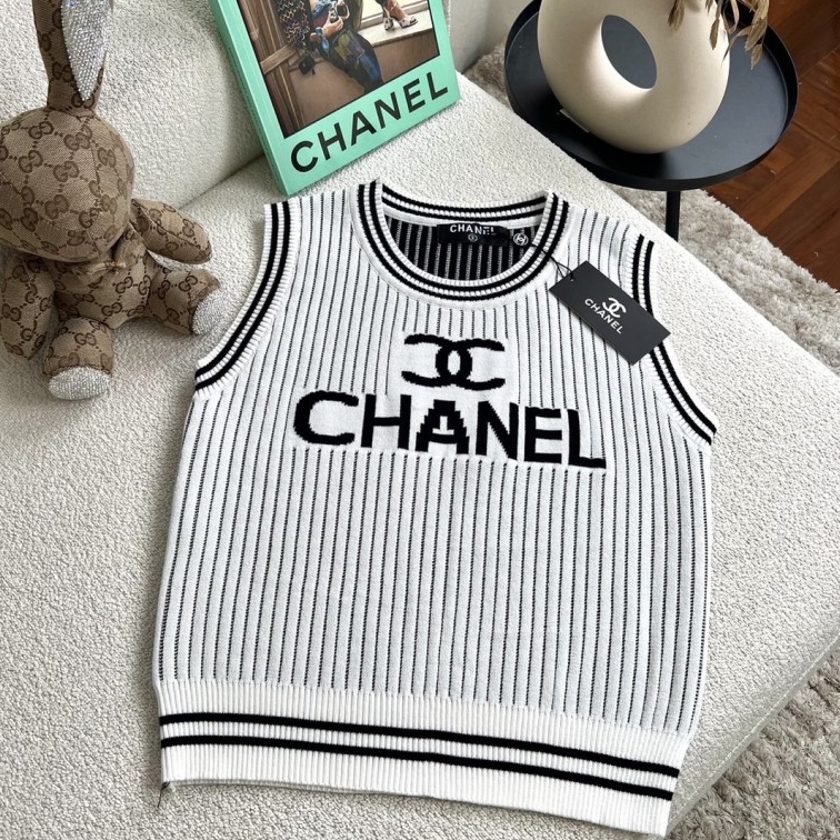 גופיות chanel